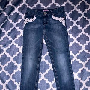 Candies Girl skinny jeans with lace detail